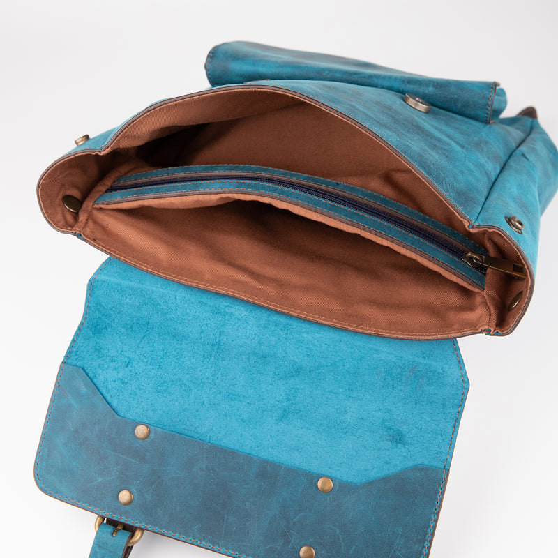 Crazy Horse Leather Expandable Backpack - Turquoise - Chicatolia